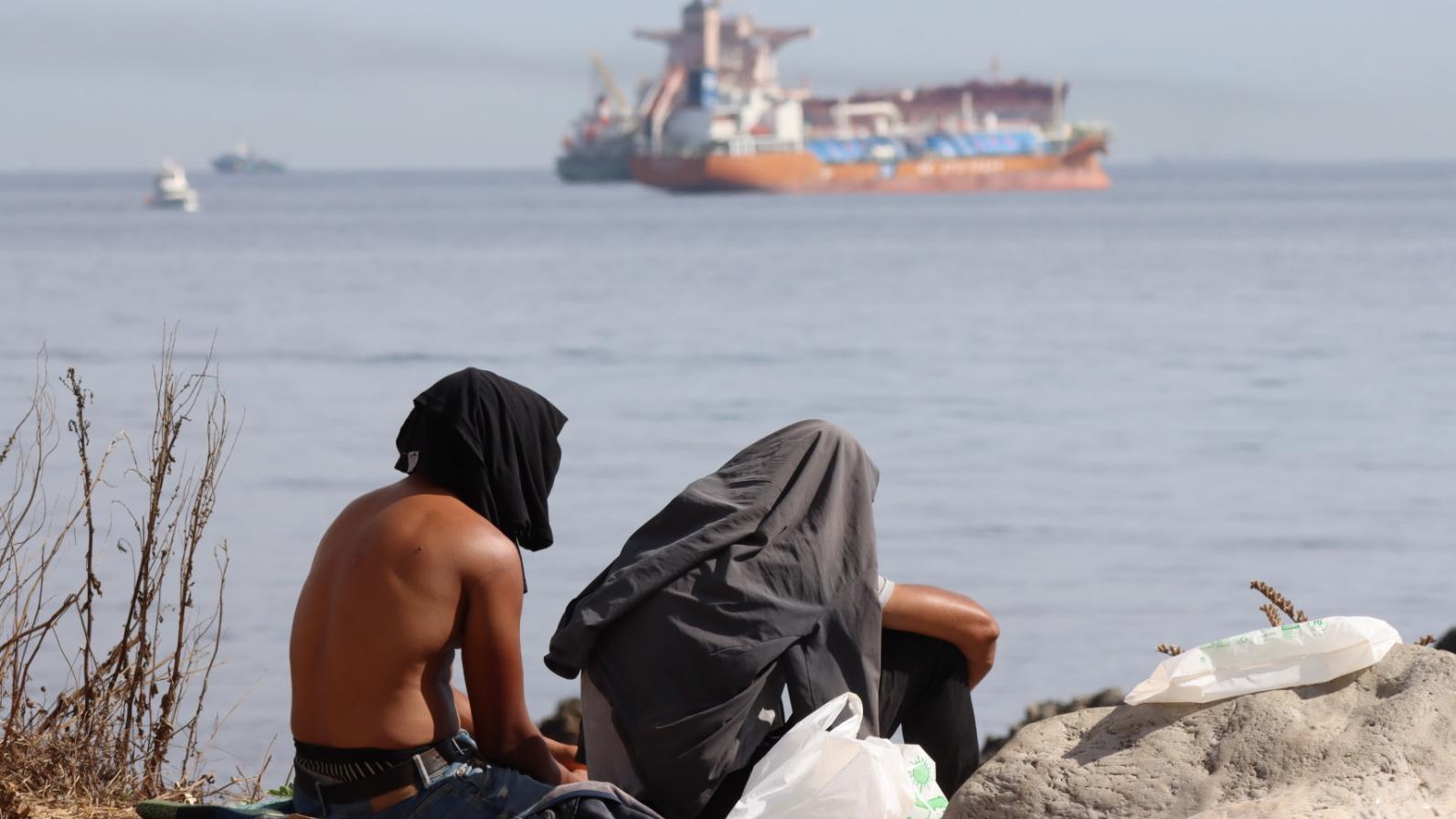 Ceuta'da Sivil Muhafızlara Saldıran Dört Göçmen Sınır Dışı Edildi: İspanya'nın Göç Sınavı