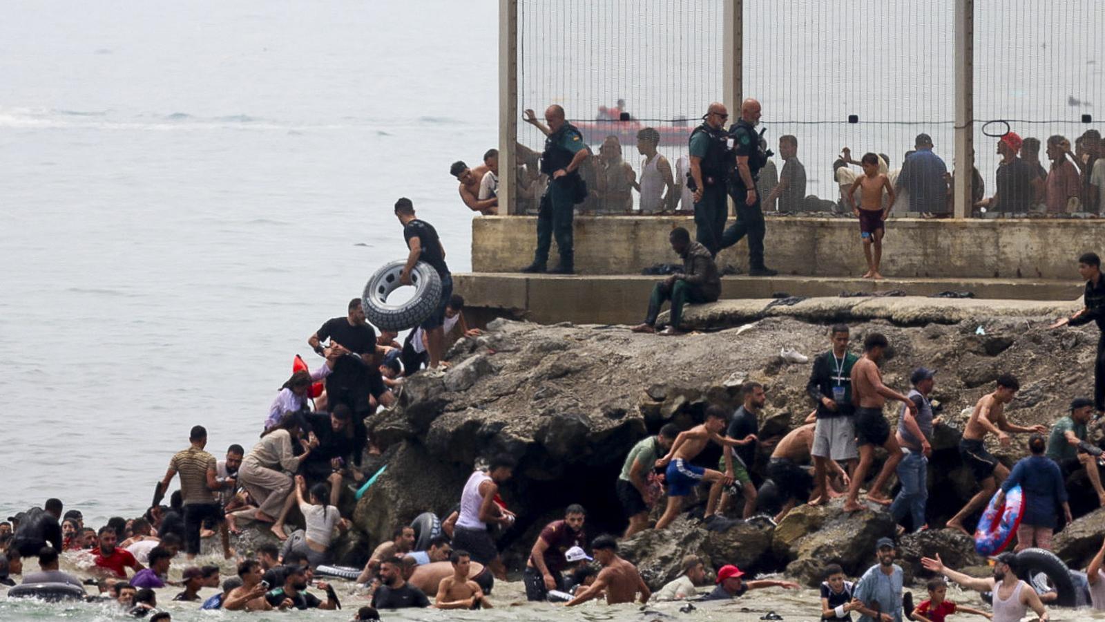 Ceuta'da Cinsel Saldırı Şoku: Fas'tan Gelen Göçmenler Hedef Oldu