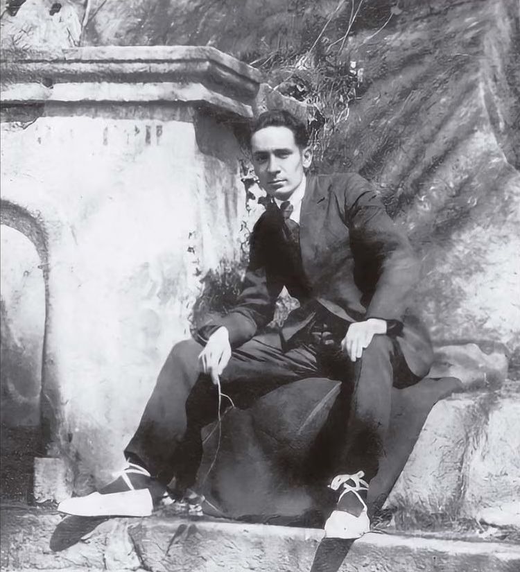 Katalan Avangardının Sönmeyen Sesi: Joan Salvat-Papasseit'in Mirası Yeniden Canlanıyor