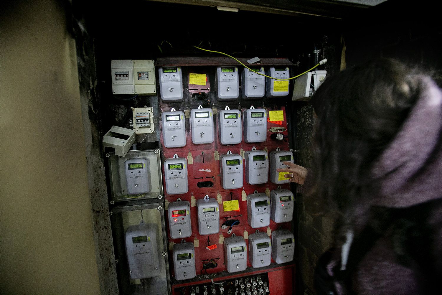 İspanya Anayasa Mahkemesi'nden Katalonya'da Enerji Kesintisi Yasağına İptal Kararı