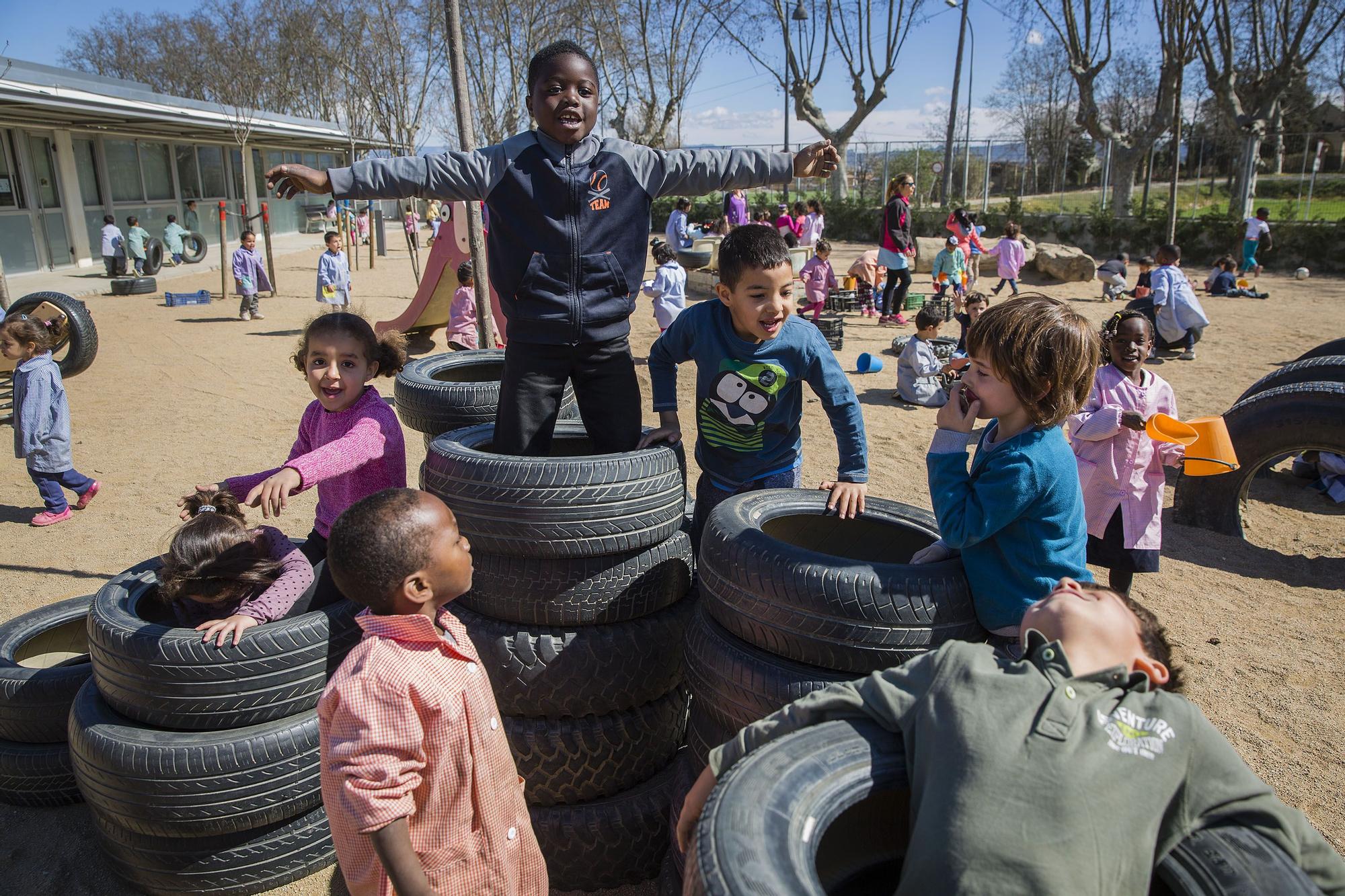 Toplumsal Nefret Çağında Okulun Rolü: Eğitim, Kutuluşmaya Karşı Bir Silah Olabilir mi?