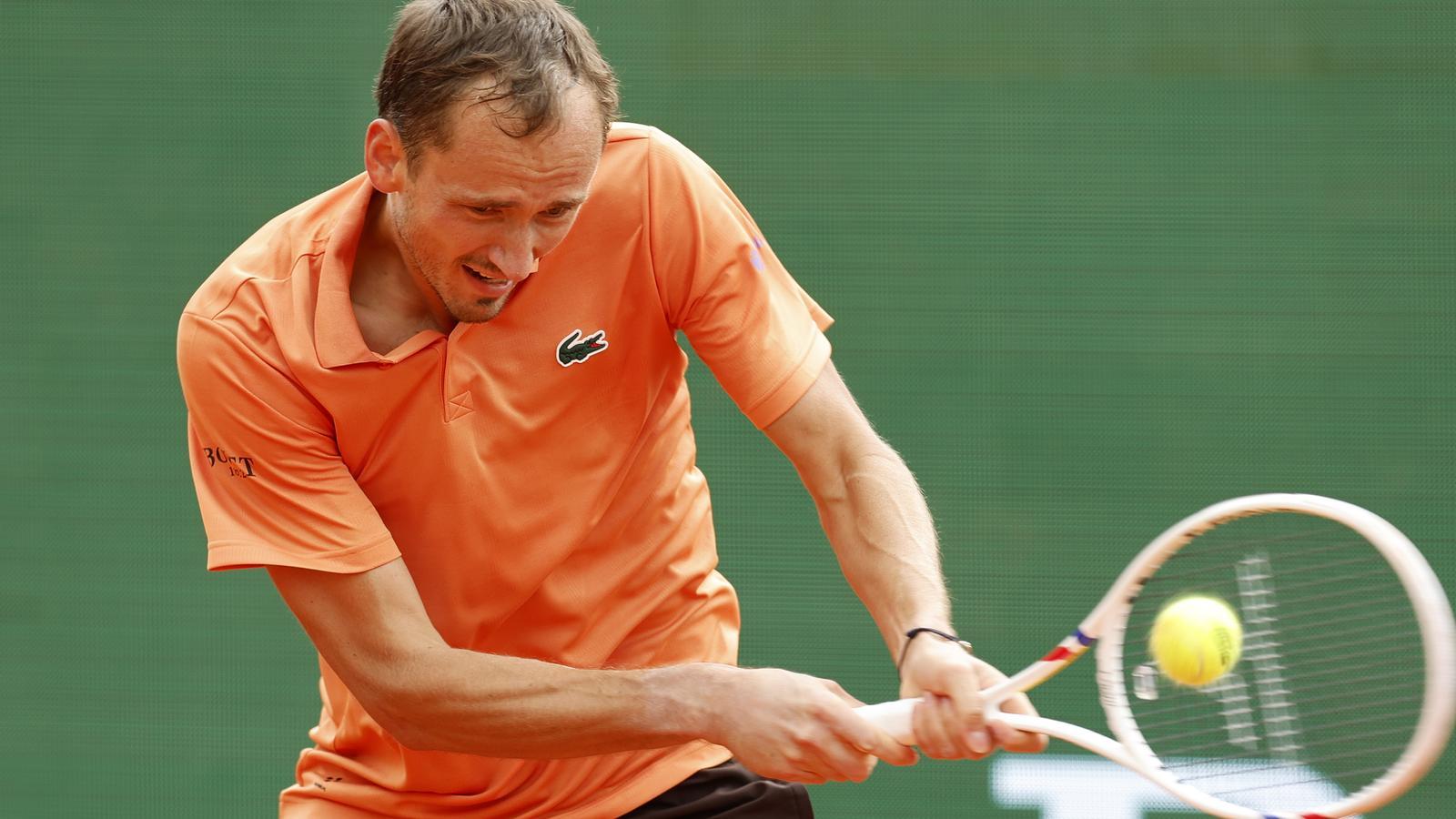 Daniil Medvedev'den Kariyerinin En Ağır Yenilgisi: Monte Carlo'da Şok Çifte Simit!