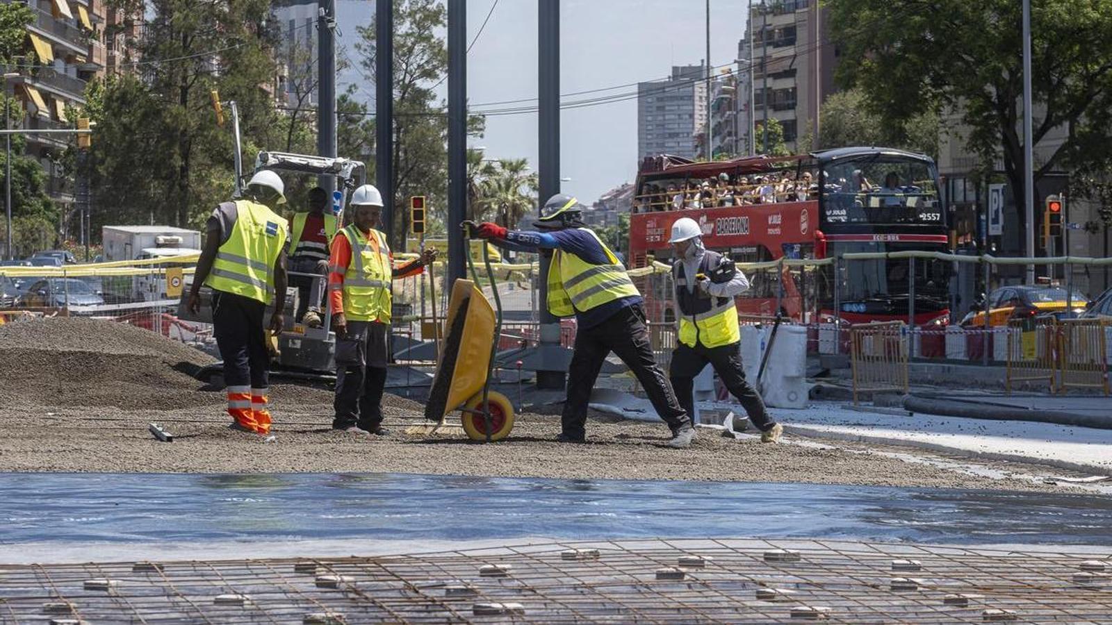 İspanya'da İş Devamsızlığı Tartışması Yeniden Alevleniyor: Yeni Rapor Yolda
