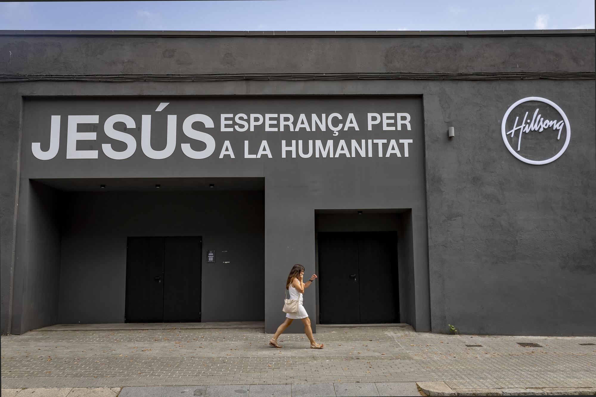 Barselona'da Evanjelik Coşku: Hillsong Kilisesi Gençleri Nasıl Kucaklıyor?