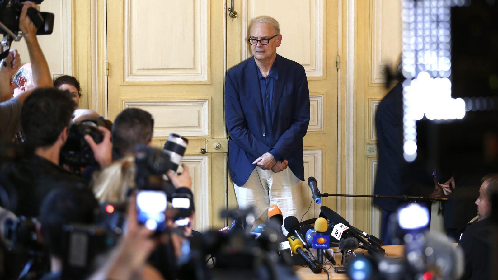 Patrick Modiano'nun Son Romanının Eşsiz Kokusu: Belleğin Peşinde Bir Yolculuk